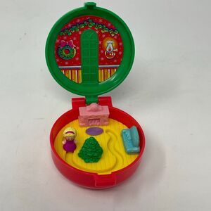 Vintage 1993 Polly Pocket McDonald's Christmas Wreath Compact Bluebird Toy
